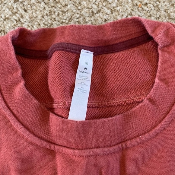 Lululemon Perfectly Oversized Crew Soft Cranberry Size 10 - Picture 4 of 6